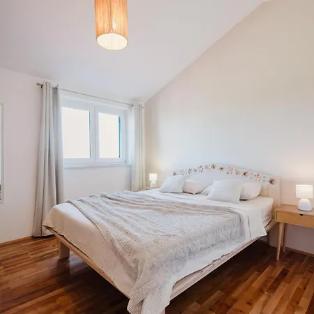Awesome In With House Sea View Feriehus